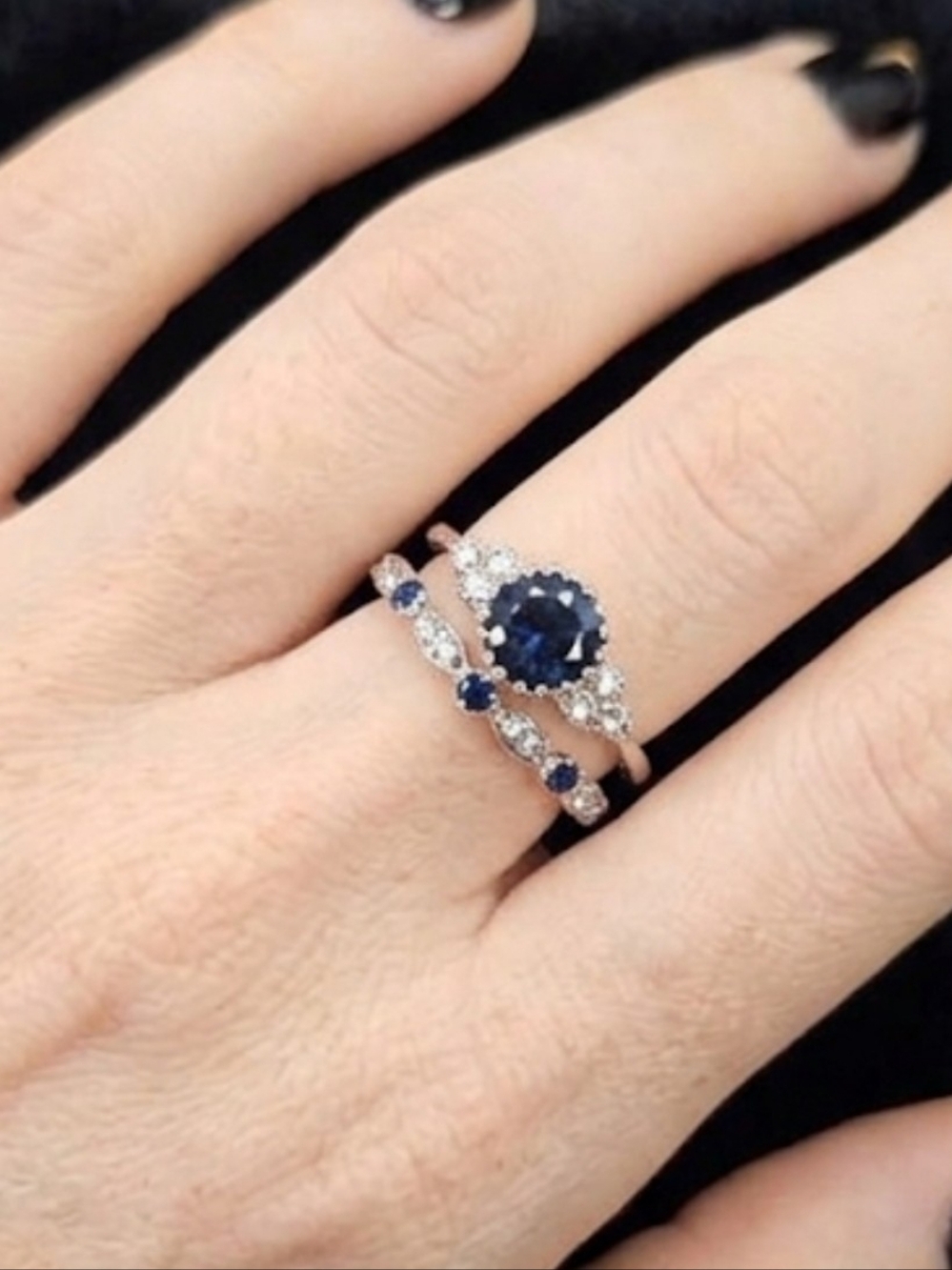 NWT Sapphire Blue & Silvertone  Stackable Ring Set, Size 6